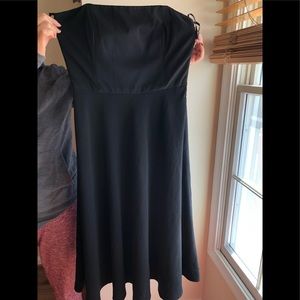 NEW LONG BLACK BANANA REPUBLIC DRESS. SIZE 8.